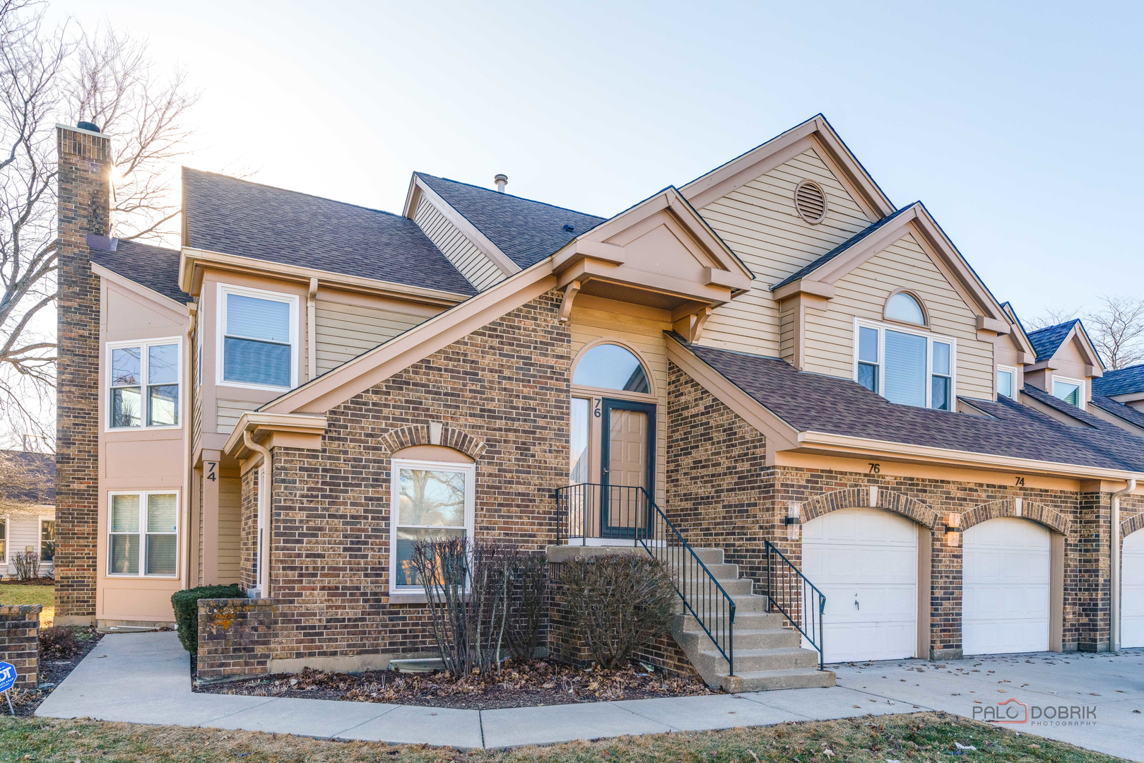 76 Willow Parkway, Buffalo Grove, IL 60089