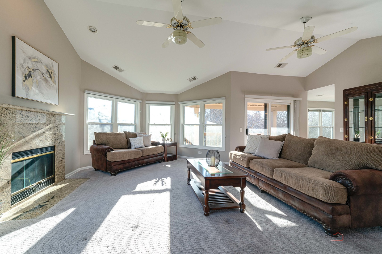 76 Willow Parkway, Buffalo Grove, IL 60089