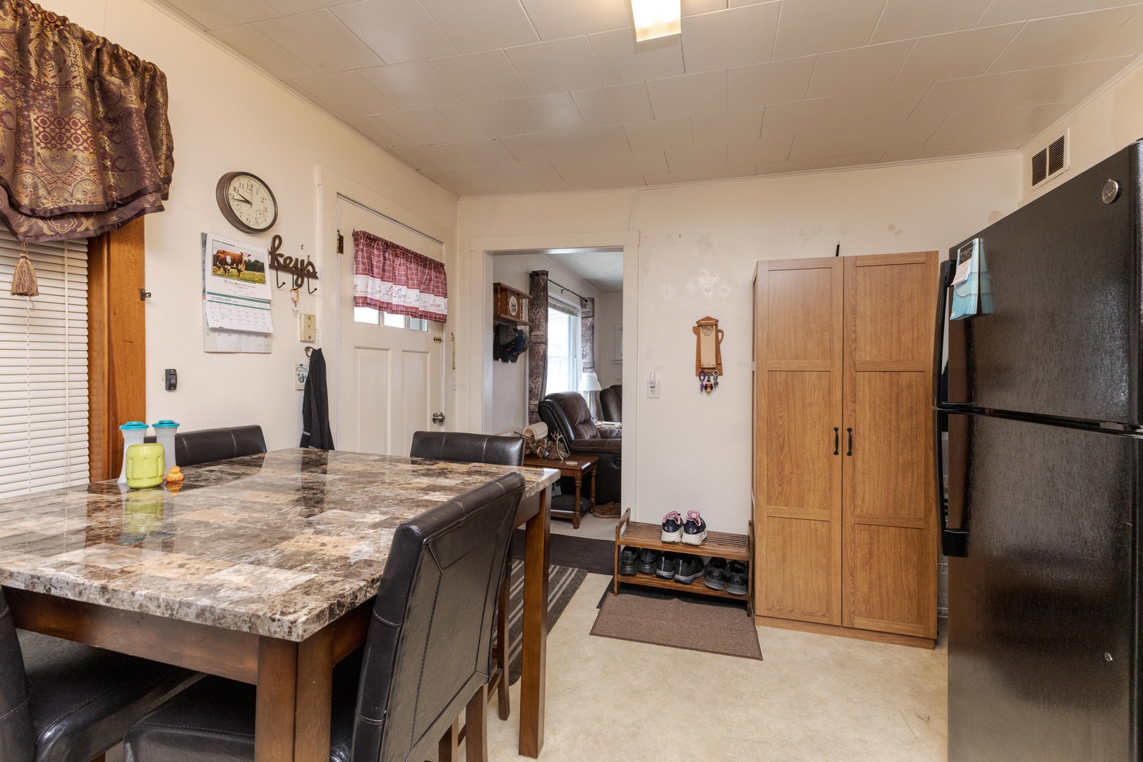 929 E Water Street, Pontiac, IL 61764