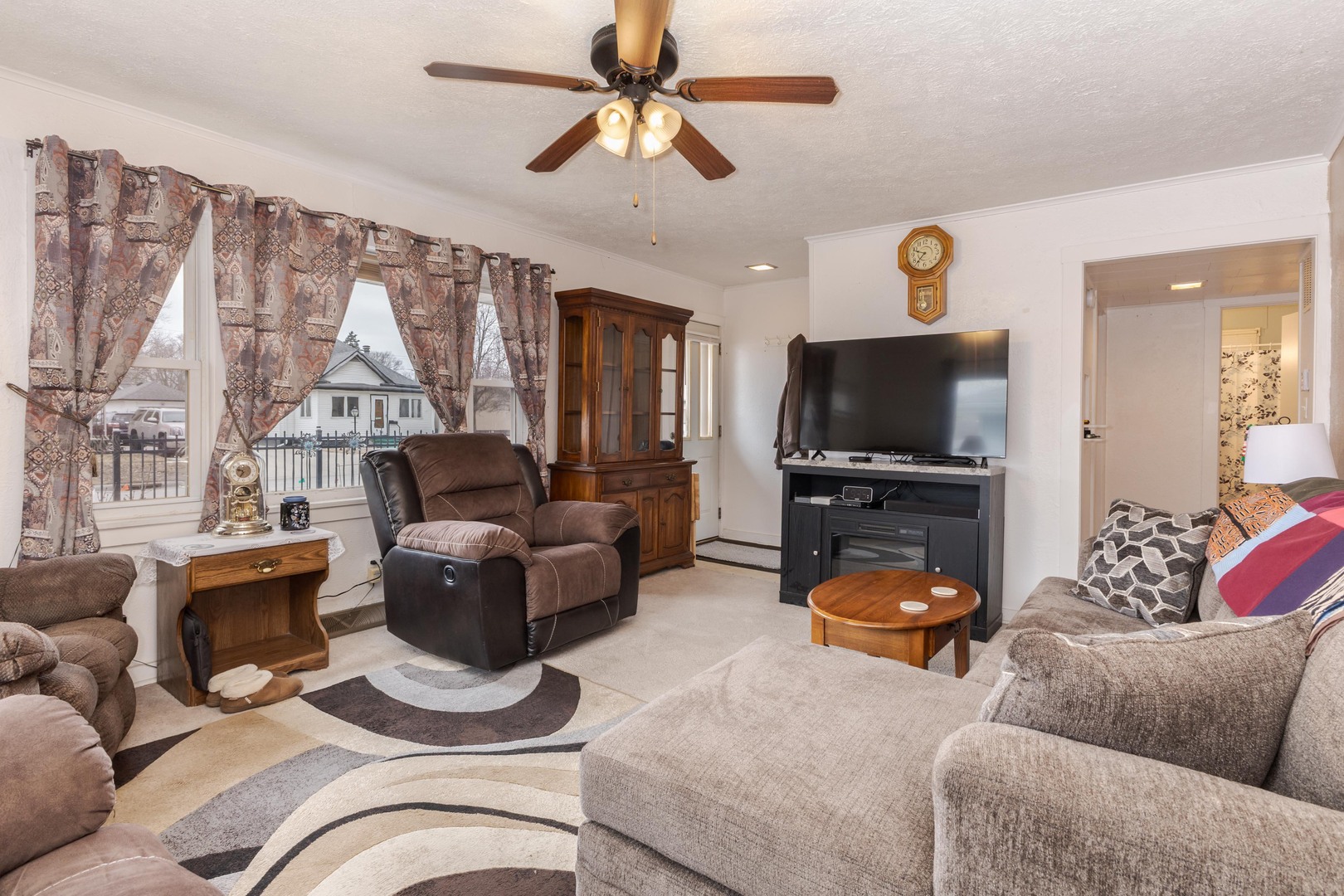 929 E Water Street, Pontiac, IL 61764