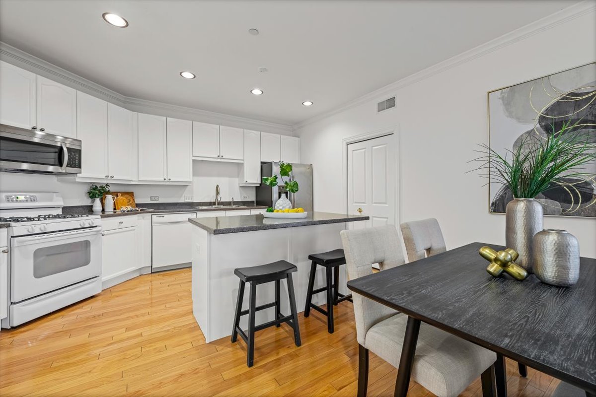 45 Prairie Park Drive #501, Wheeling, IL 60090