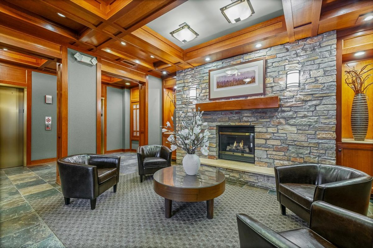 45 Prairie Park Drive #501, Wheeling, IL 60090