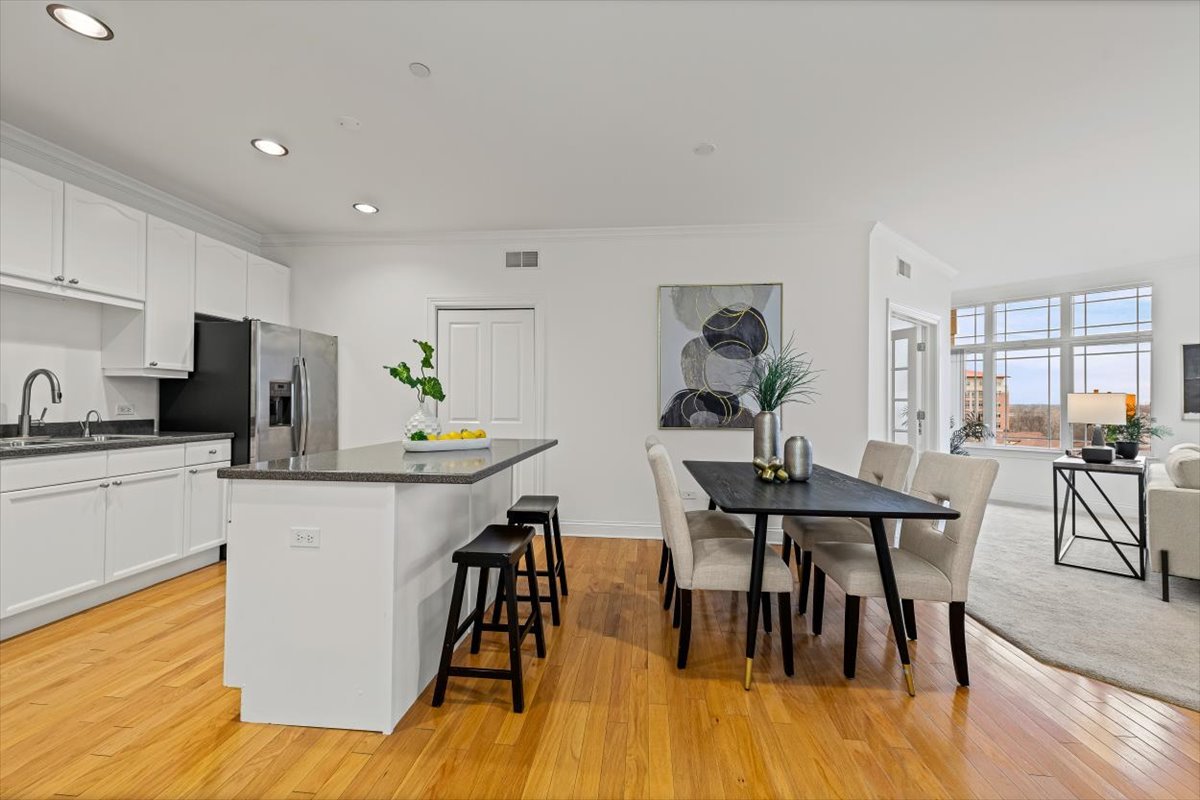 45 Prairie Park Drive #501, Wheeling, IL 60090