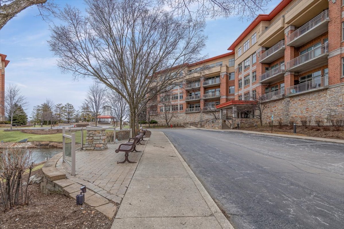 45 Prairie Park Drive #501, Wheeling, IL 60090