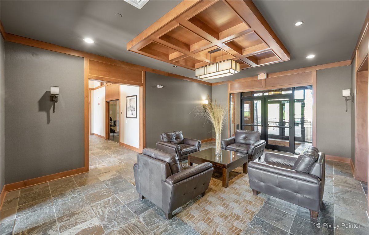 45 Prairie Park Drive #501, Wheeling, IL 60090