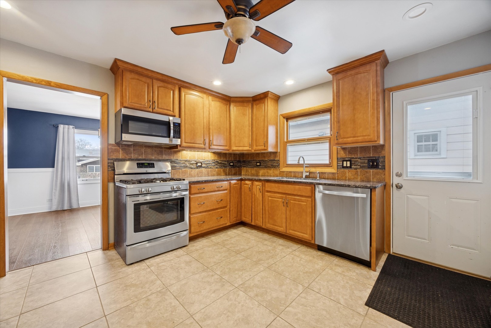 602 Prairie Avenue, Downers Grove, IL 60515