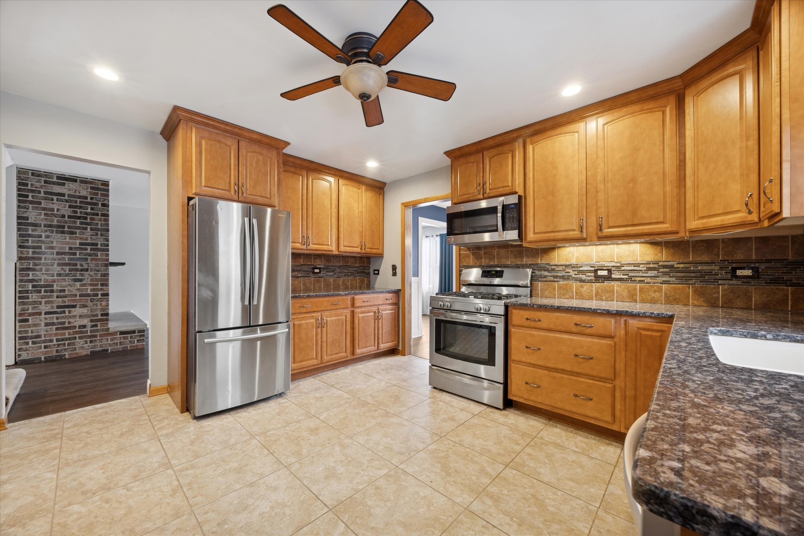 602 Prairie Avenue, Downers Grove, IL 60515