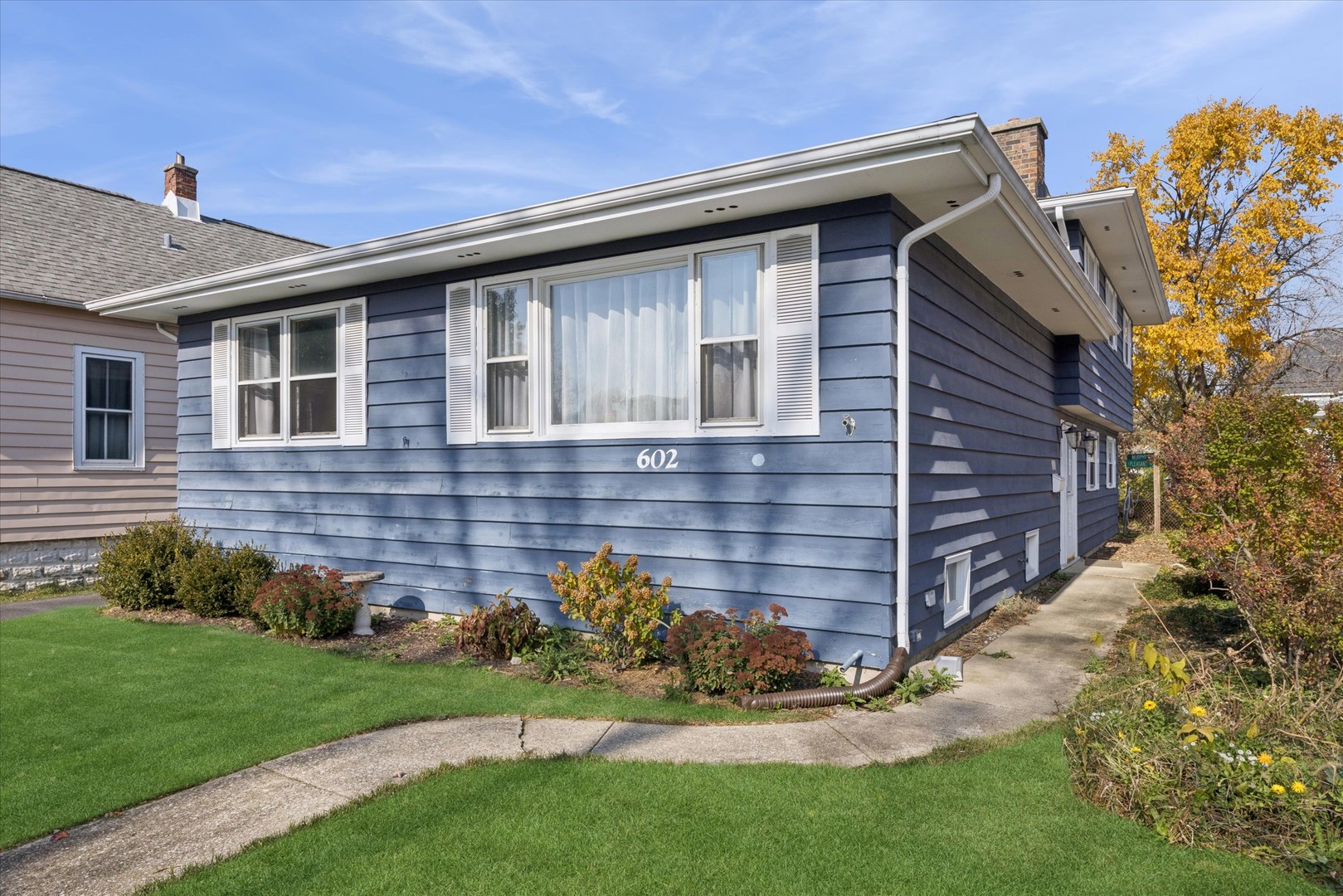 602 Prairie Avenue, Downers Grove, IL 60515