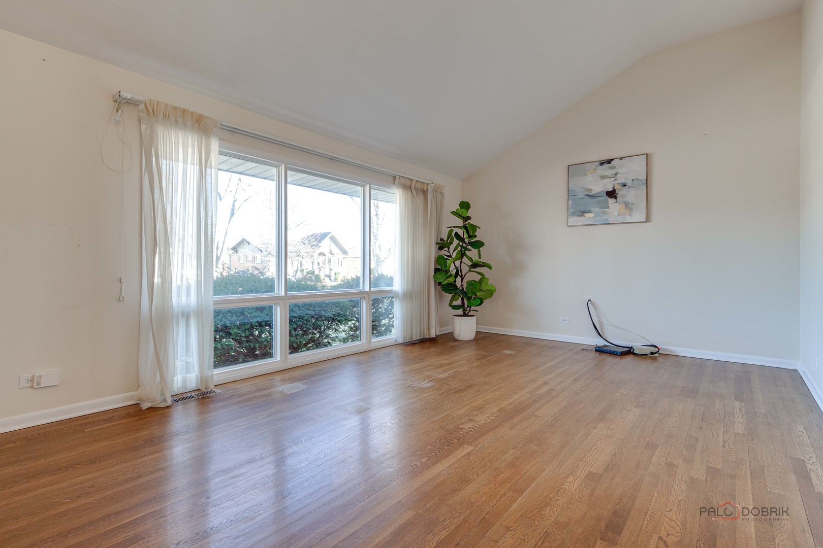 8532 N Oleander Avenue, Niles, IL 60714