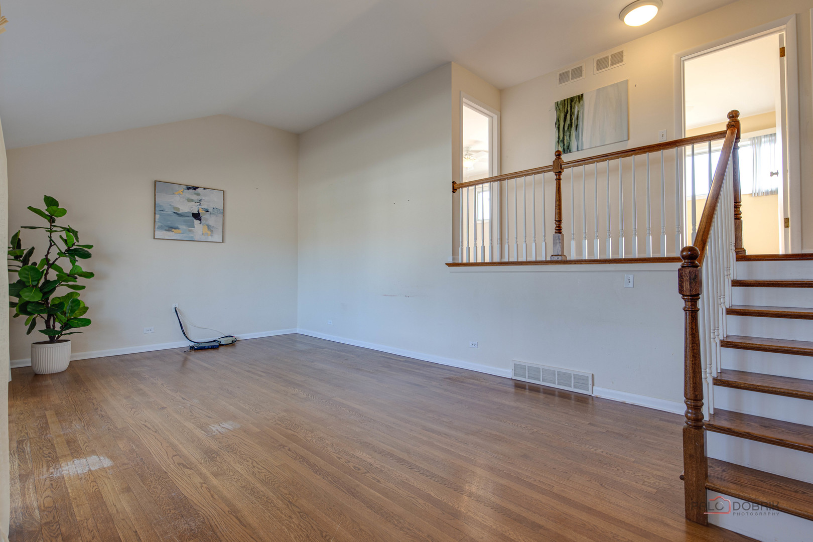 8532 N Oleander Avenue, Niles, IL 60714