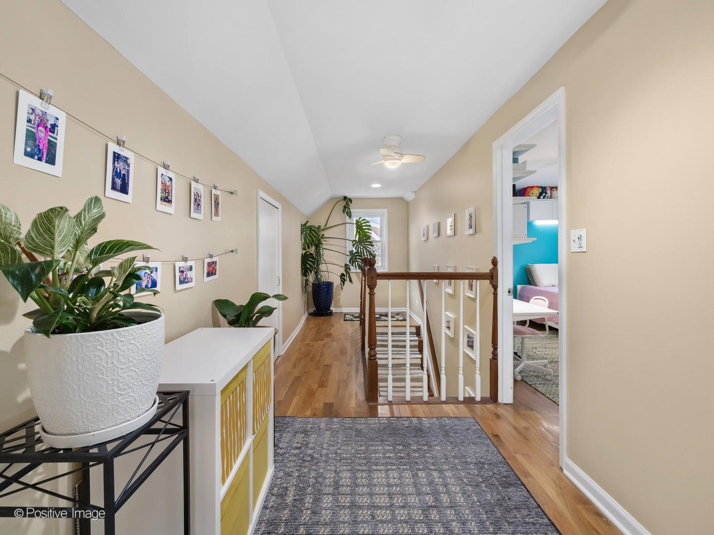 918 S Cambridge Avenue, Elmhurst, IL 60126