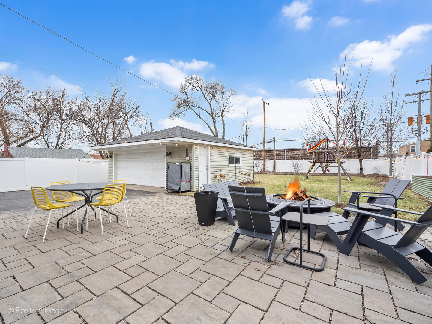 918 S Cambridge Avenue, Elmhurst, IL 60126