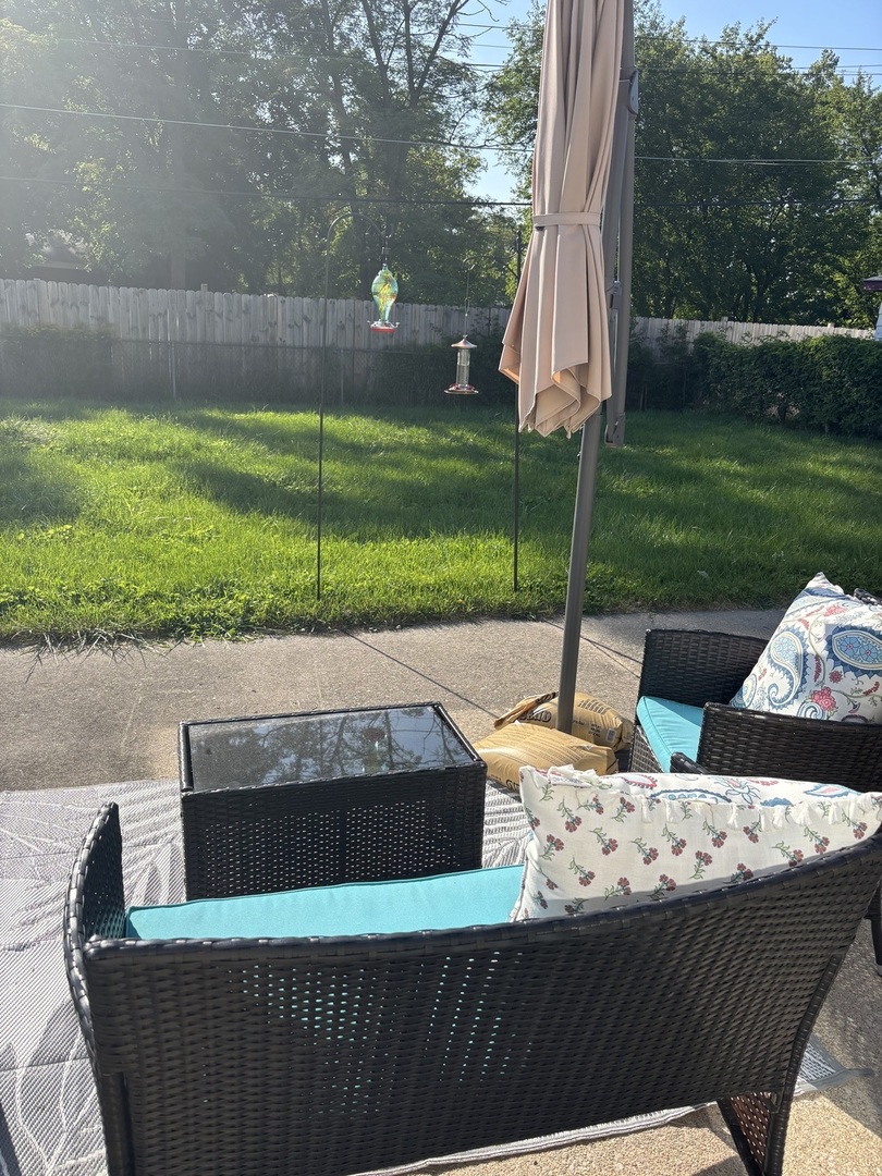 404 N Kinzie Street, Thornton, IL 60476