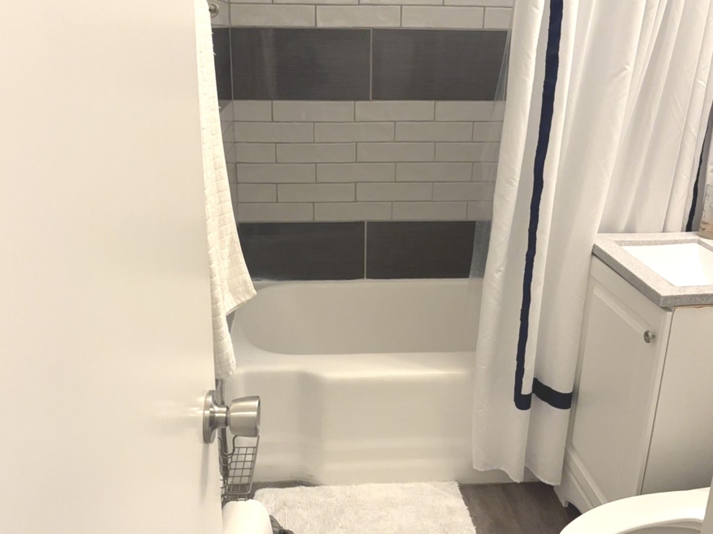 404 N Kinzie Street, Thornton, IL 60476