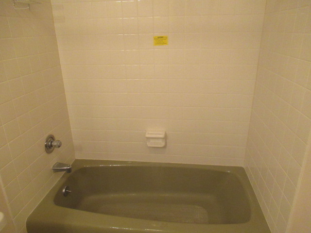 Crystal Lake, IL 60014