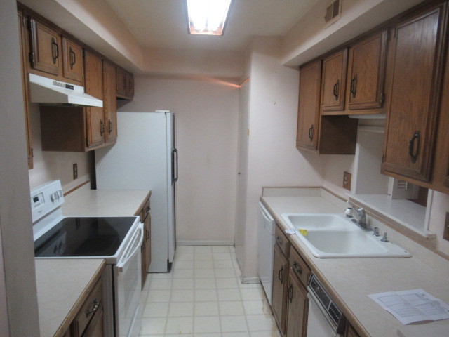 Crystal Lake, IL 60014