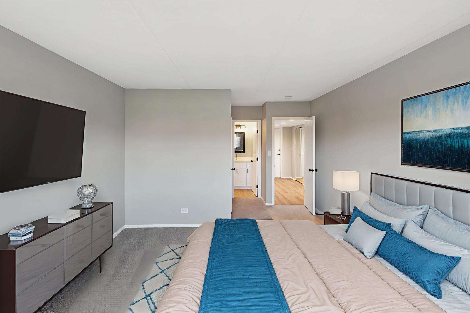 375 PLUM CREEK Drive #108, Wheeling, IL 60090