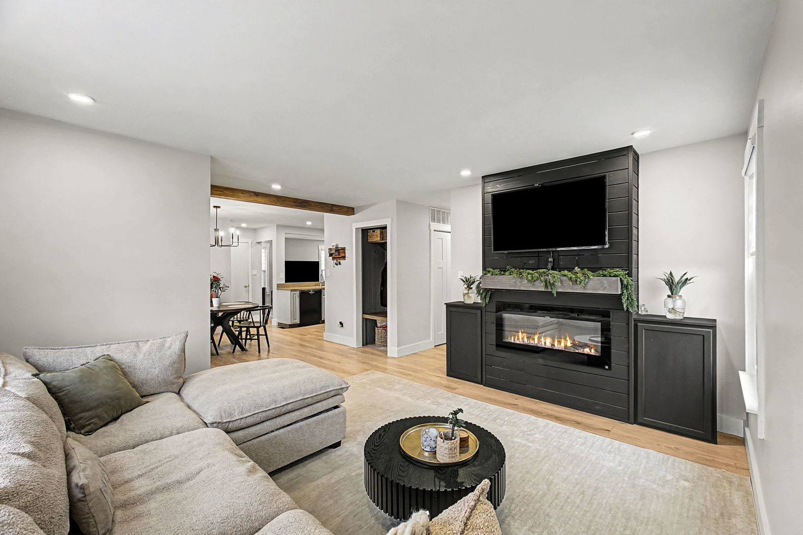 20151 S Rosewood Drive, Frankfort, IL 60423