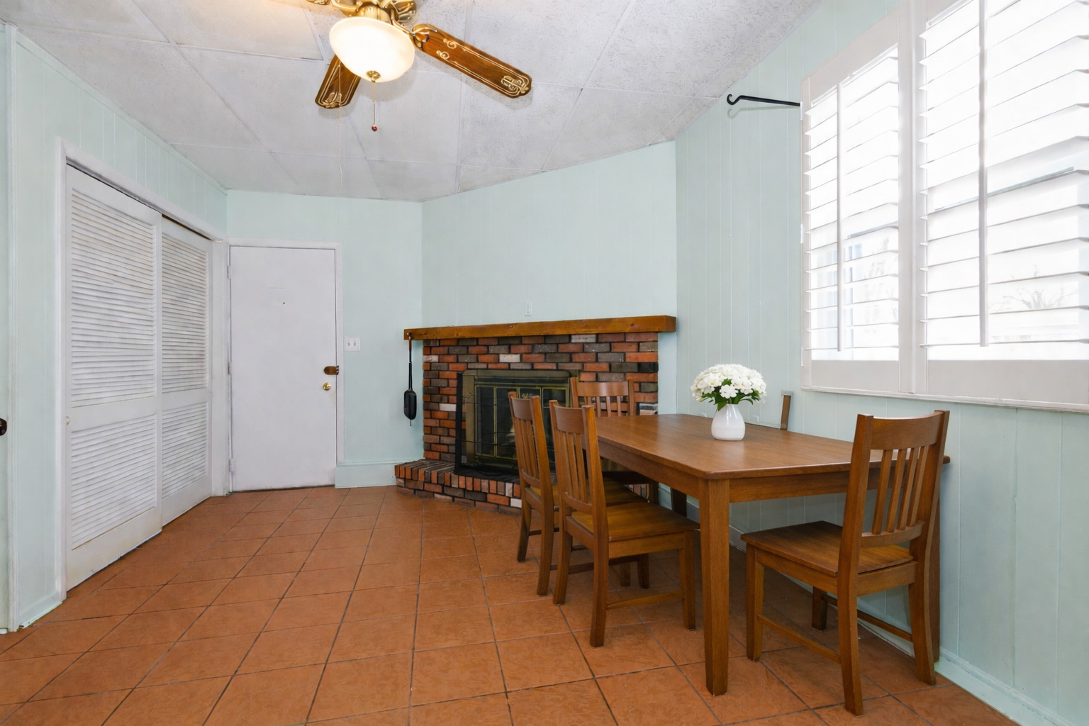 326 Old Hickory Road, New Lenox, IL 60451