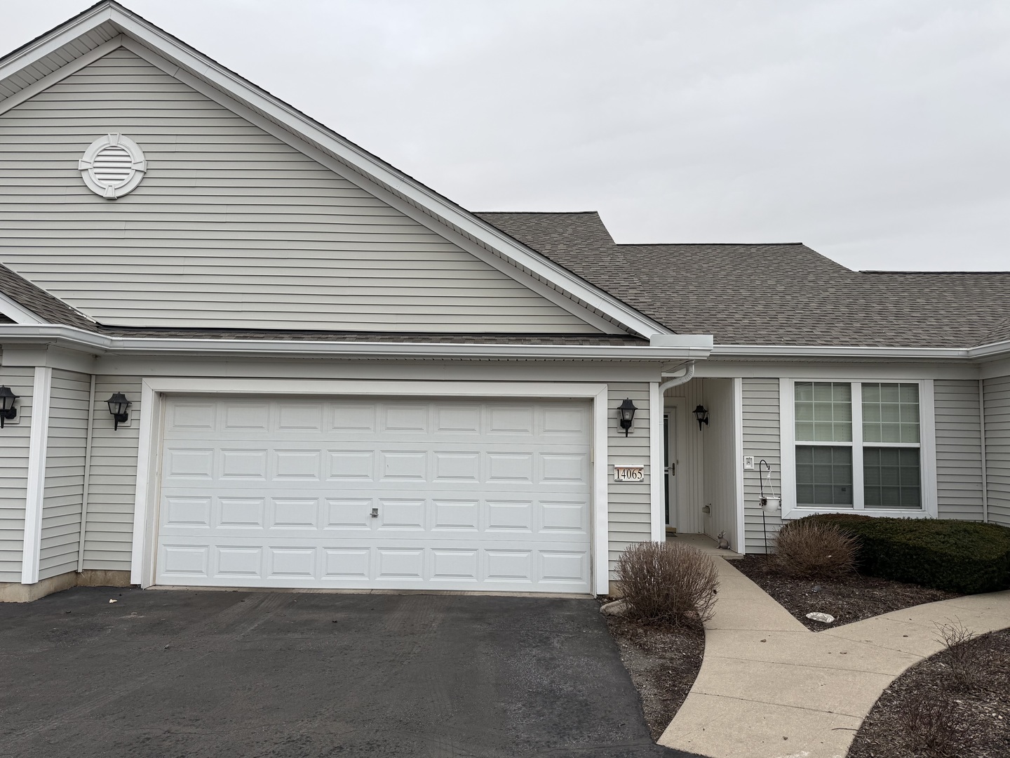 14065 Moraine Hills Drive, Huntley, IL 60142