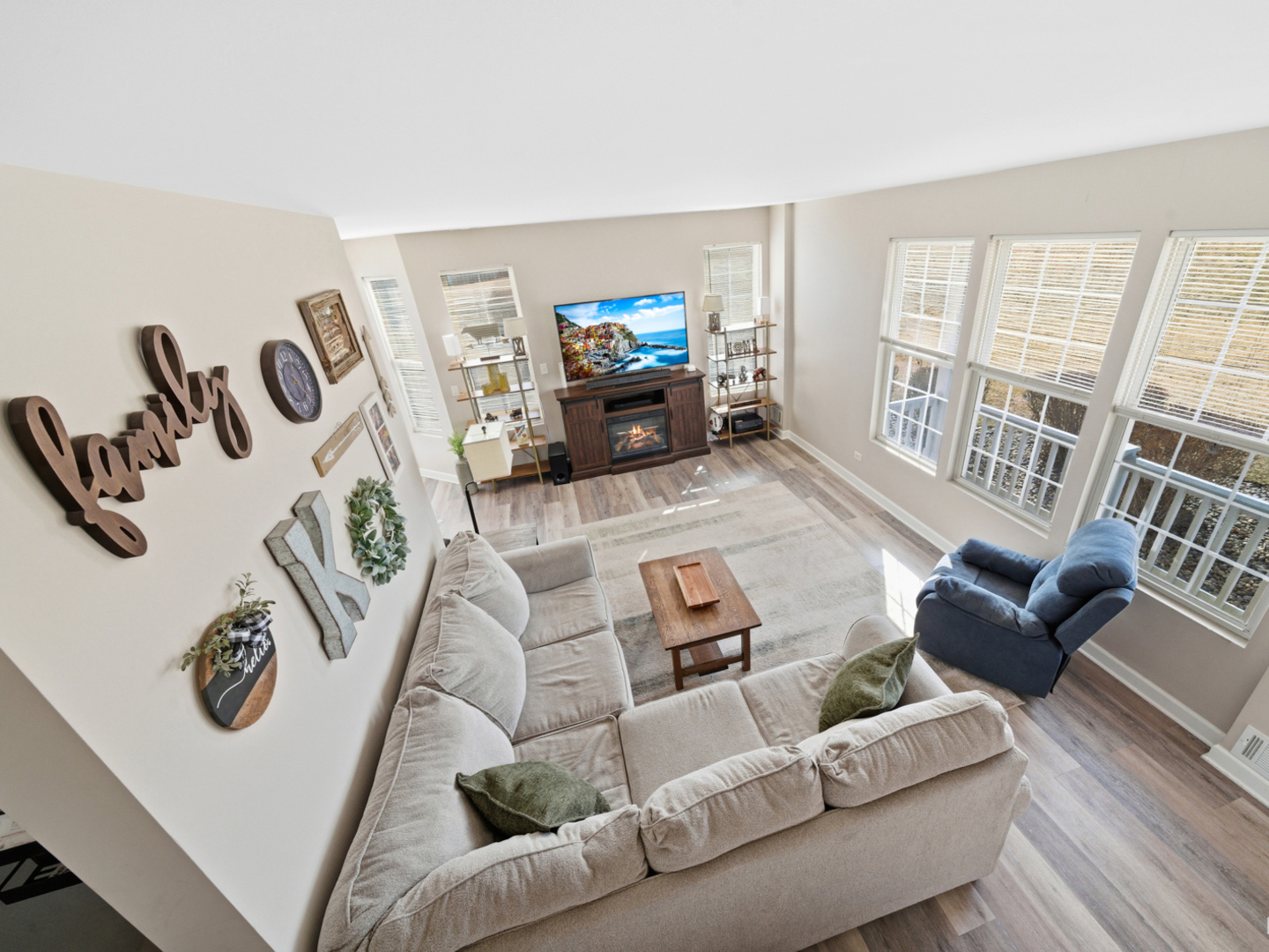 25047 Clare Circle, Manhattan, IL 60442