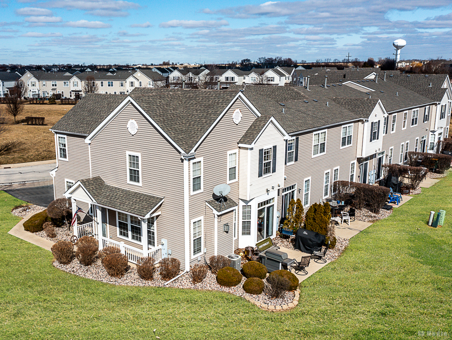 25047 Clare Circle, Manhattan, IL 60442