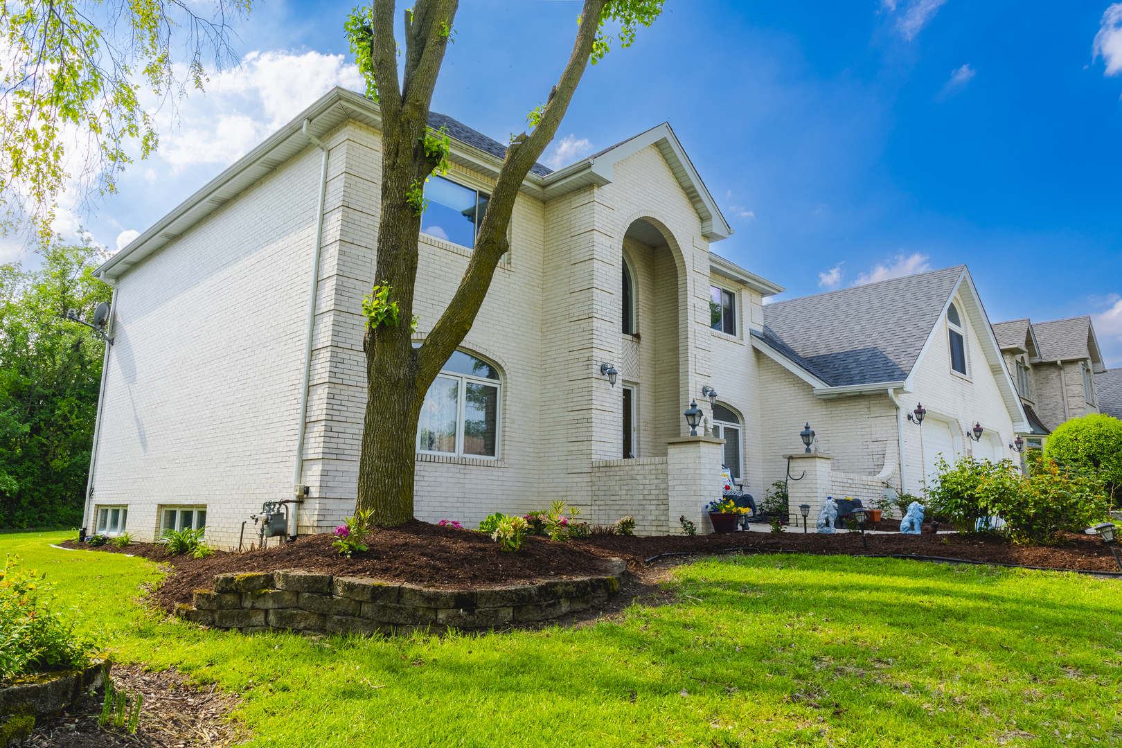 6722 Sweetbriar Lane, Darien, IL 60561