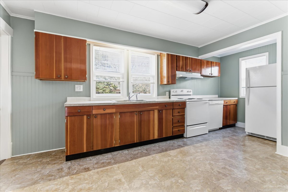 404 E Ash Street, Fairbury, IL 61739