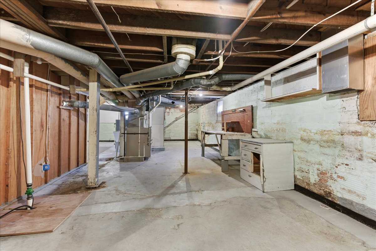 404 E Ash Street, Fairbury, IL 61739