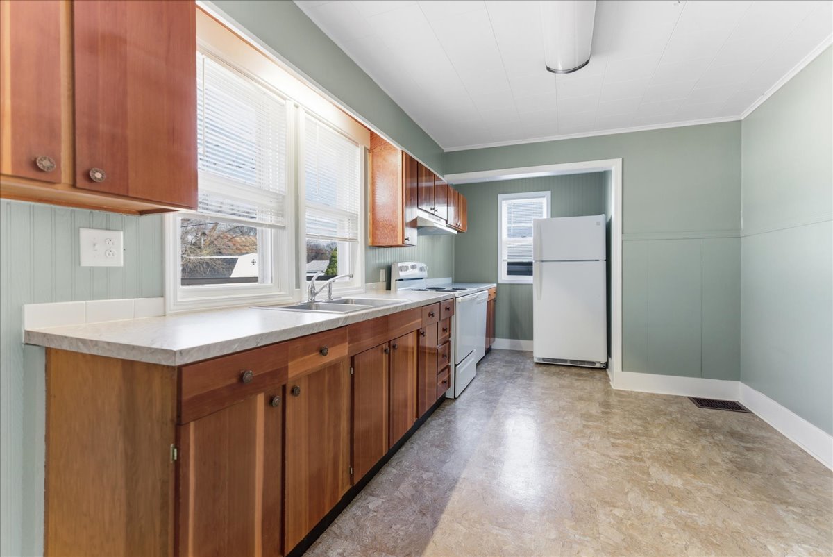 404 E Ash Street, Fairbury, IL 61739