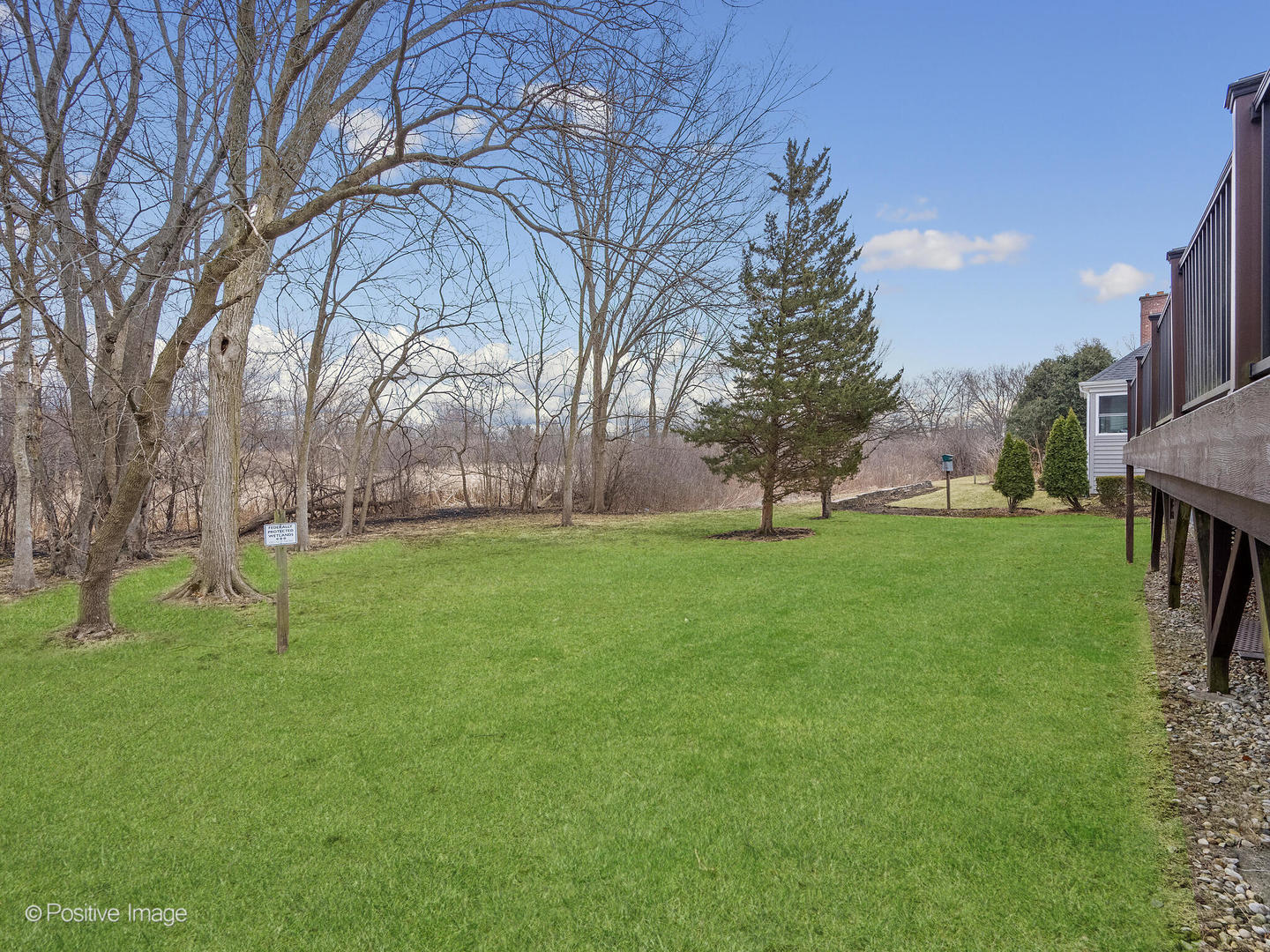 525 S Oak Avenue, Westmont, IL 60559