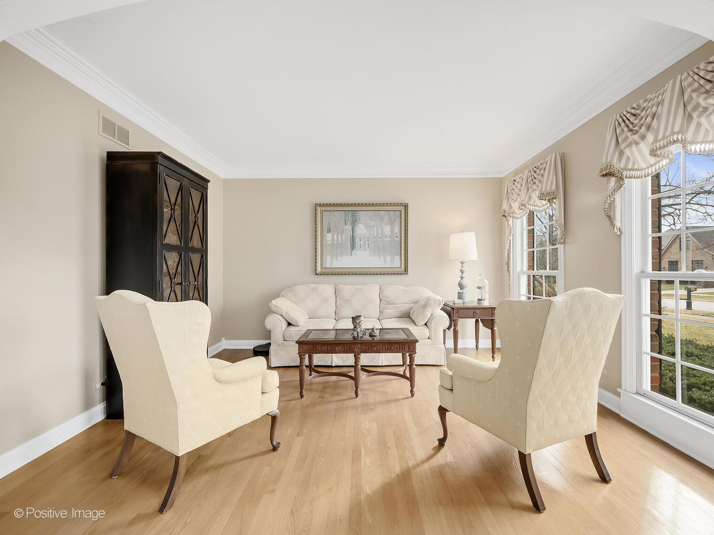 525 S Oak Avenue, Westmont, IL 60559