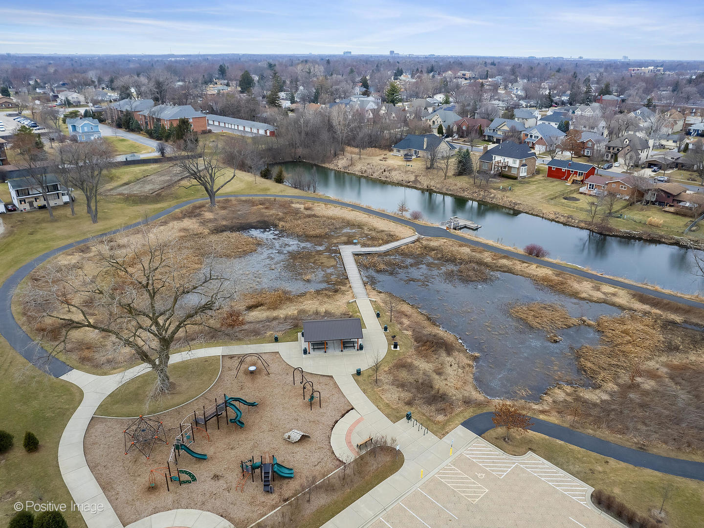 525 S Oak Avenue, Westmont, IL 60559