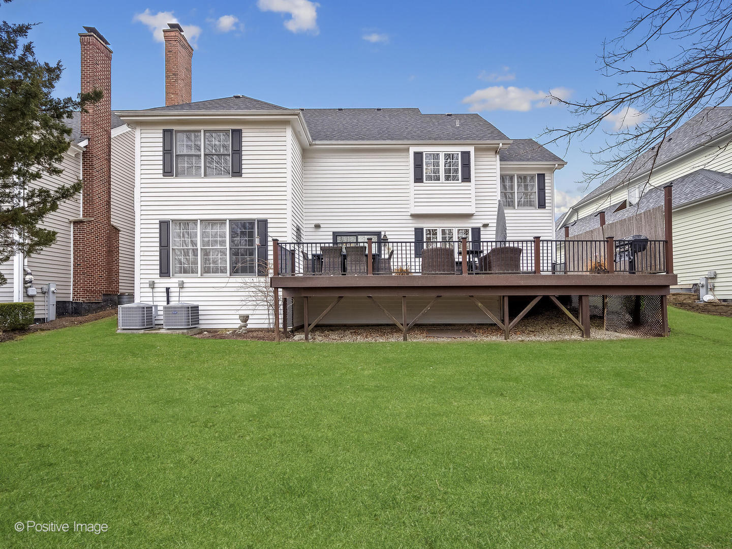 525 S Oak Avenue, Westmont, IL 60559