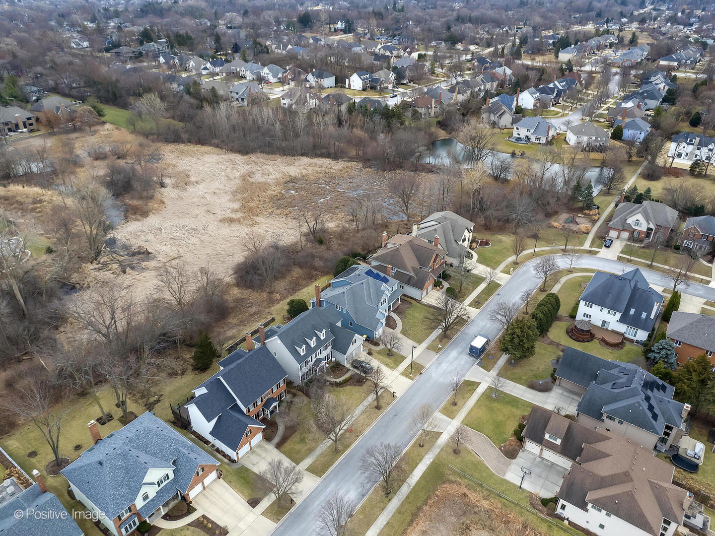 525 S Oak Avenue, Westmont, IL 60559