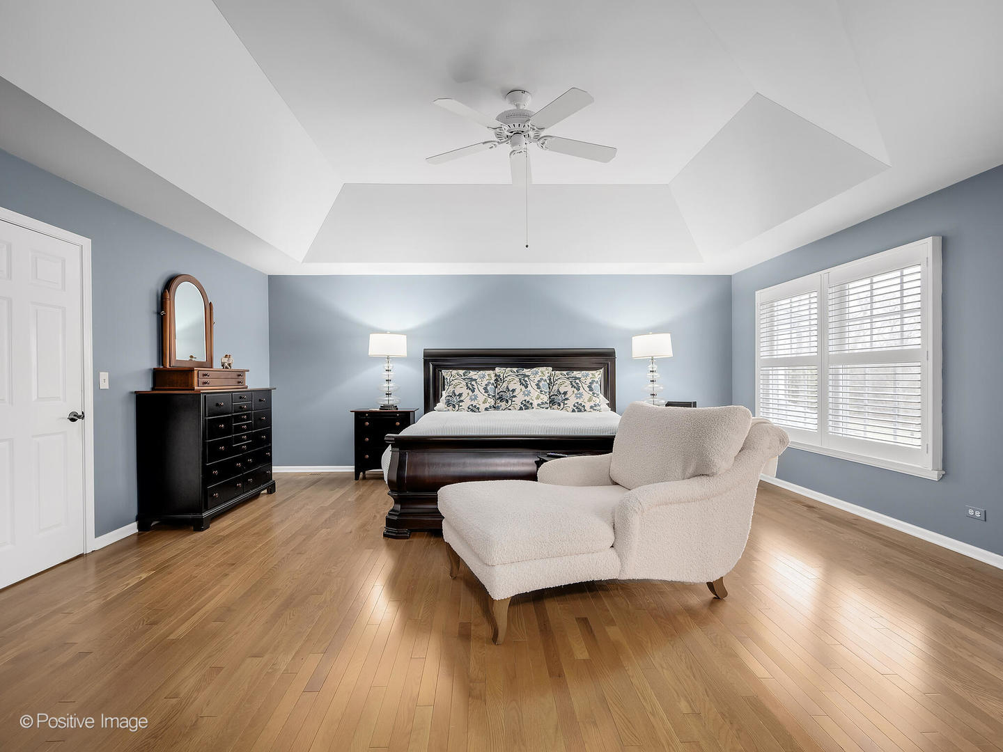 525 S Oak Avenue, Westmont, IL 60559