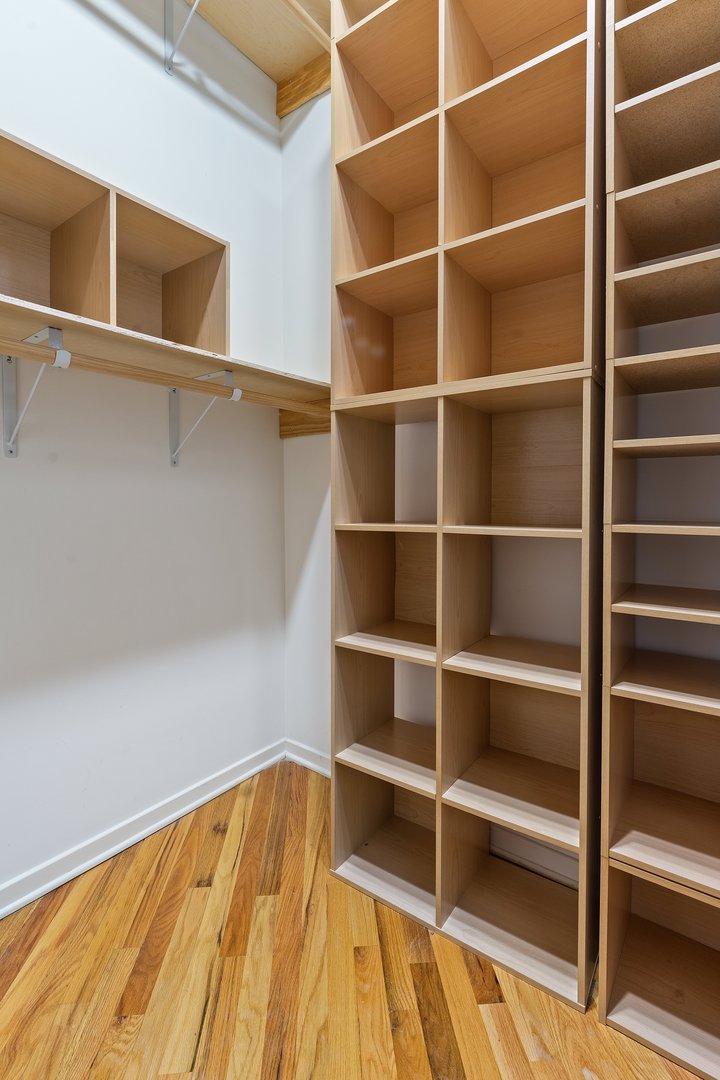 1040 W Adams Street #122, Chicago, IL 60607