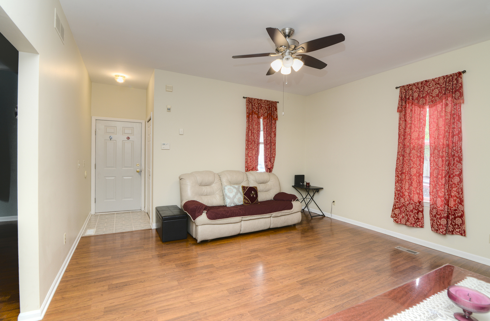 323 S Broadway Avenue, Aurora, IL 60505