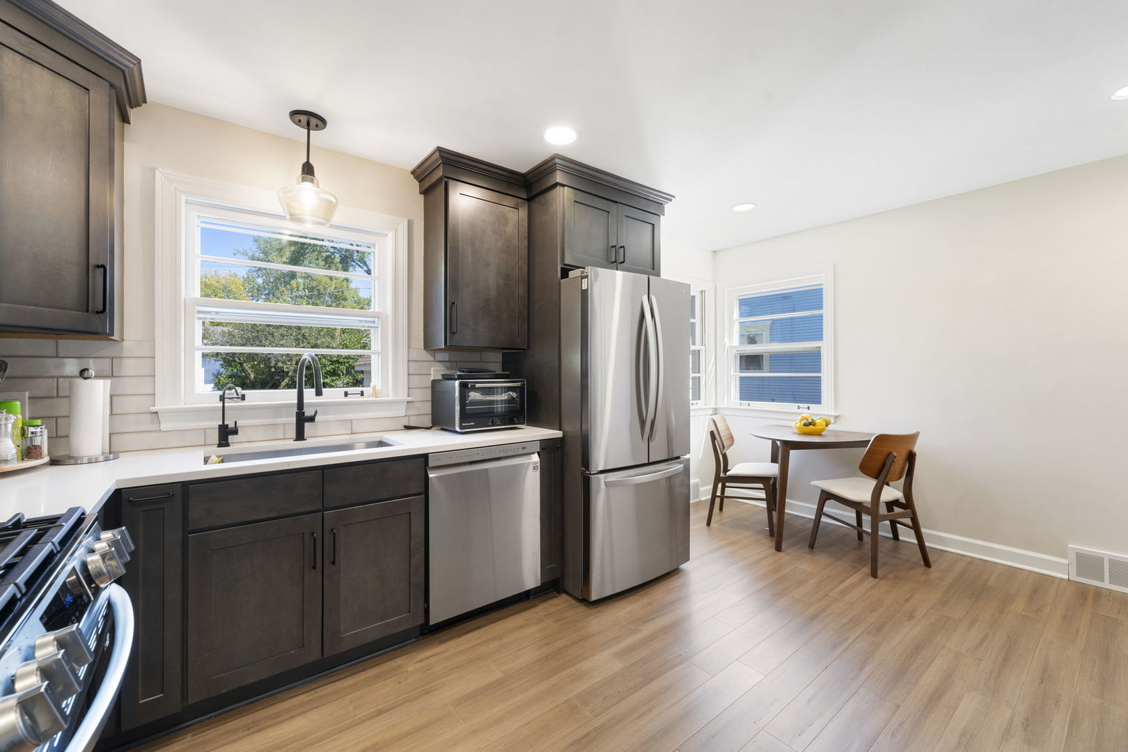 706 Geneva Street, West Dundee, IL 60118