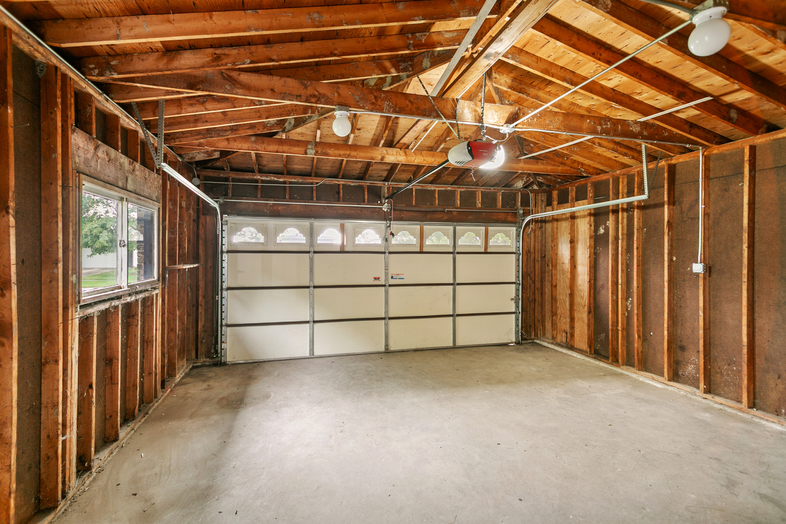 1116 Amherst Lane, University Park, IL 60484