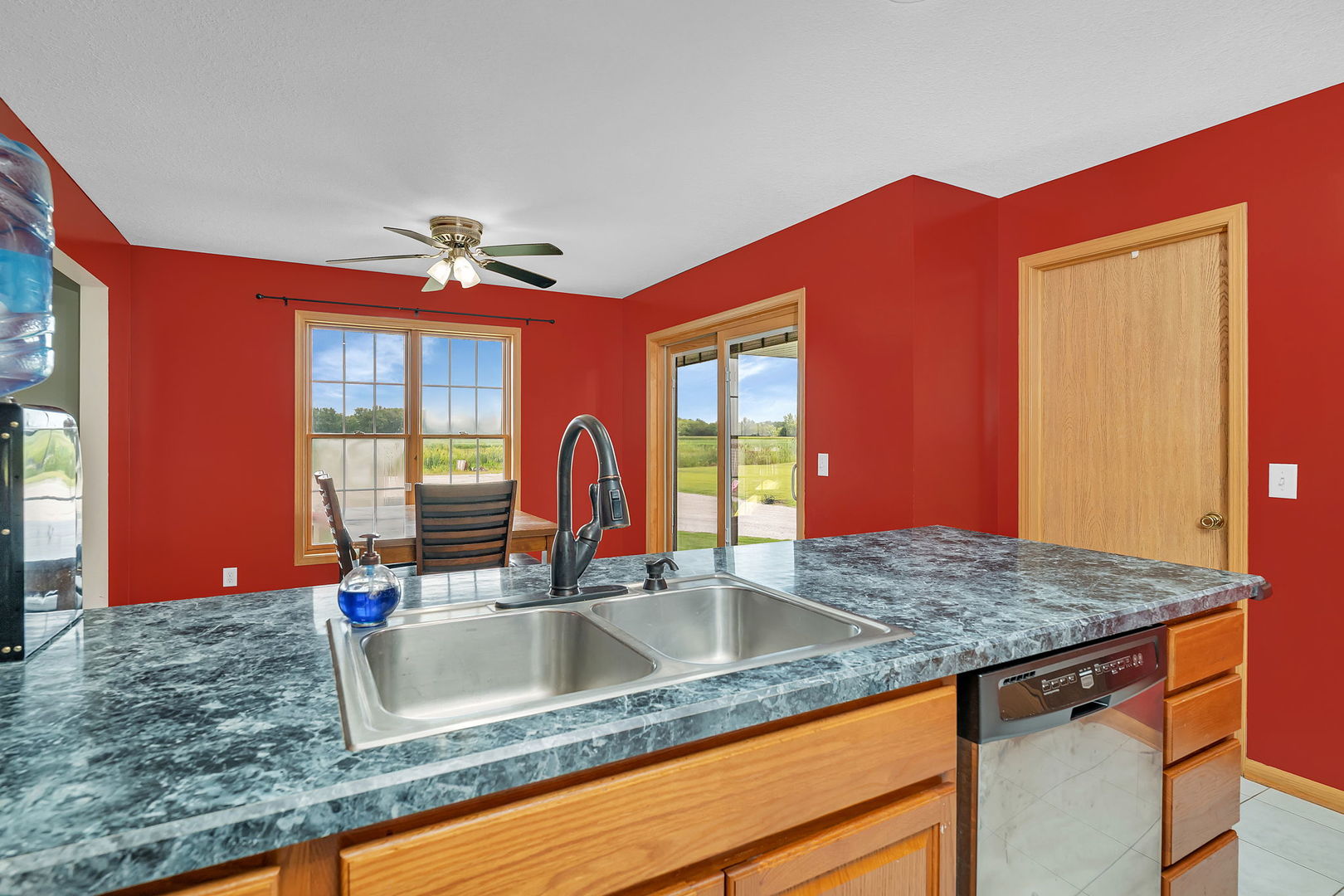 22954 McGuire Road, Wilmington, IL 60481