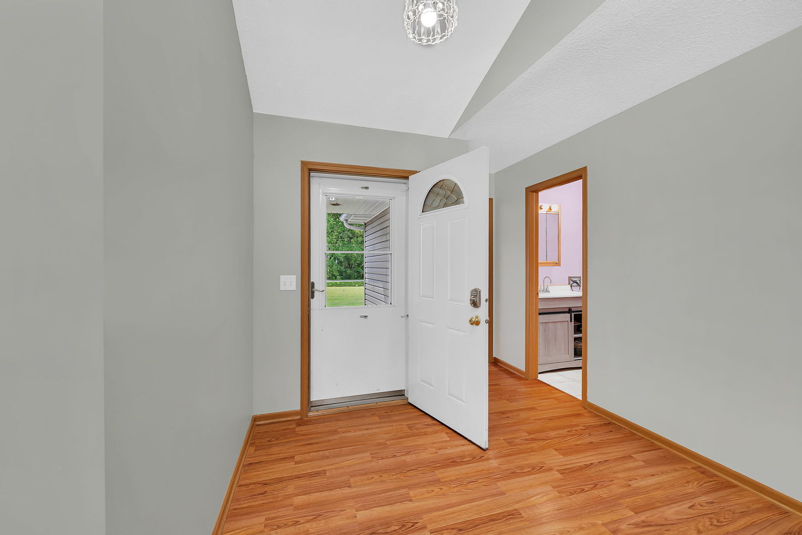 22954 McGuire Road, Wilmington, IL 60481