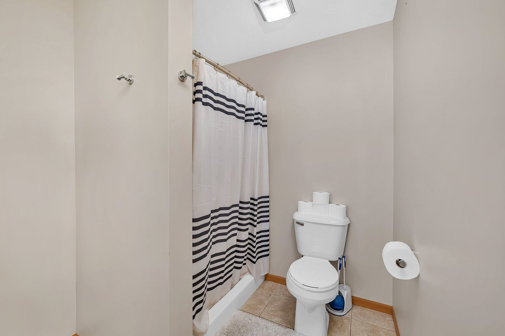 22954 McGuire Road, Wilmington, IL 60481