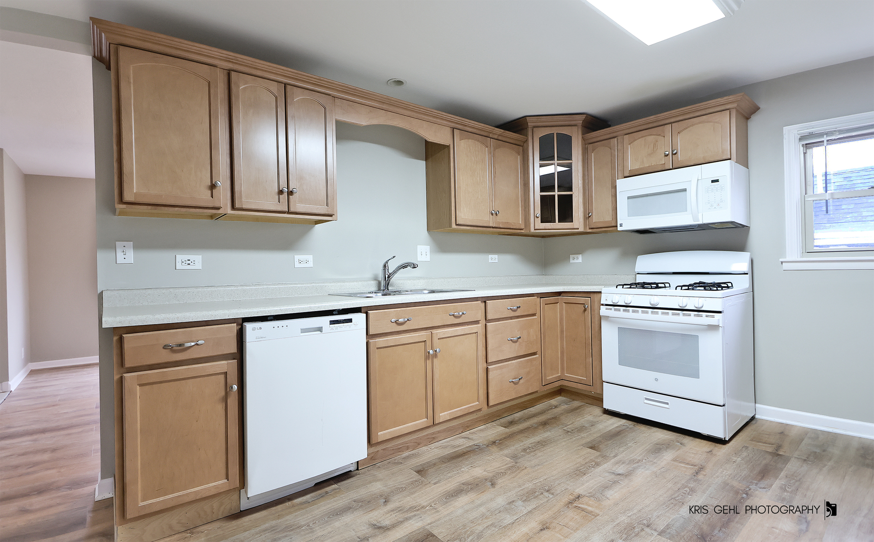 610 Lagoon Terrace, Round Lake Beach, IL 60073