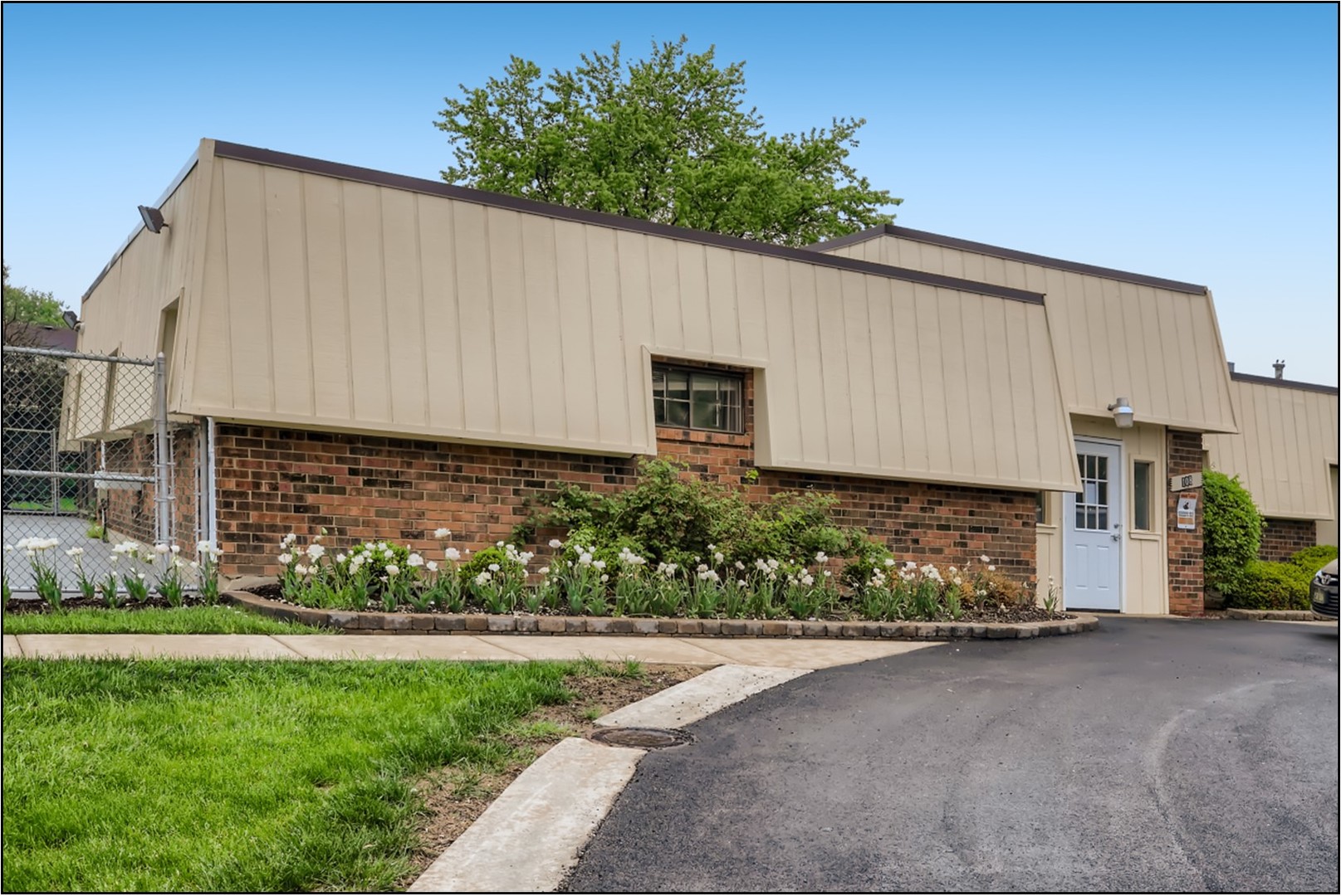 116 Cotuit Court #1312, Schaumburg, IL 60193