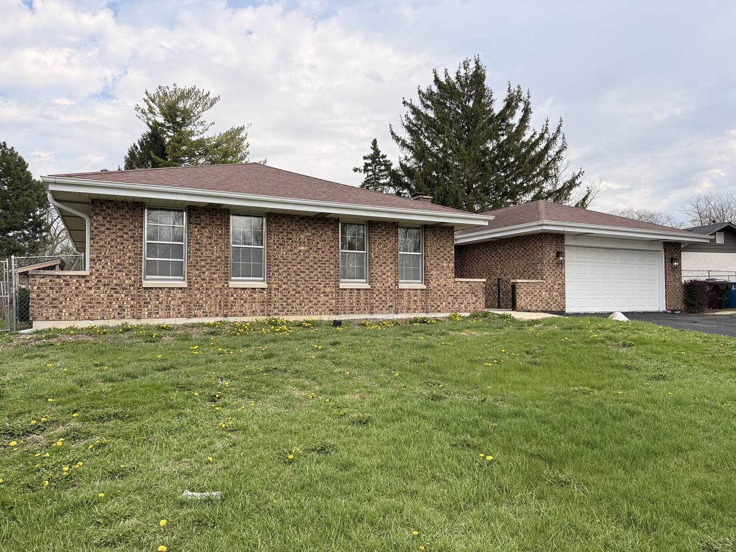 823 Bradoc Street, Chicago Heights, IL 60411