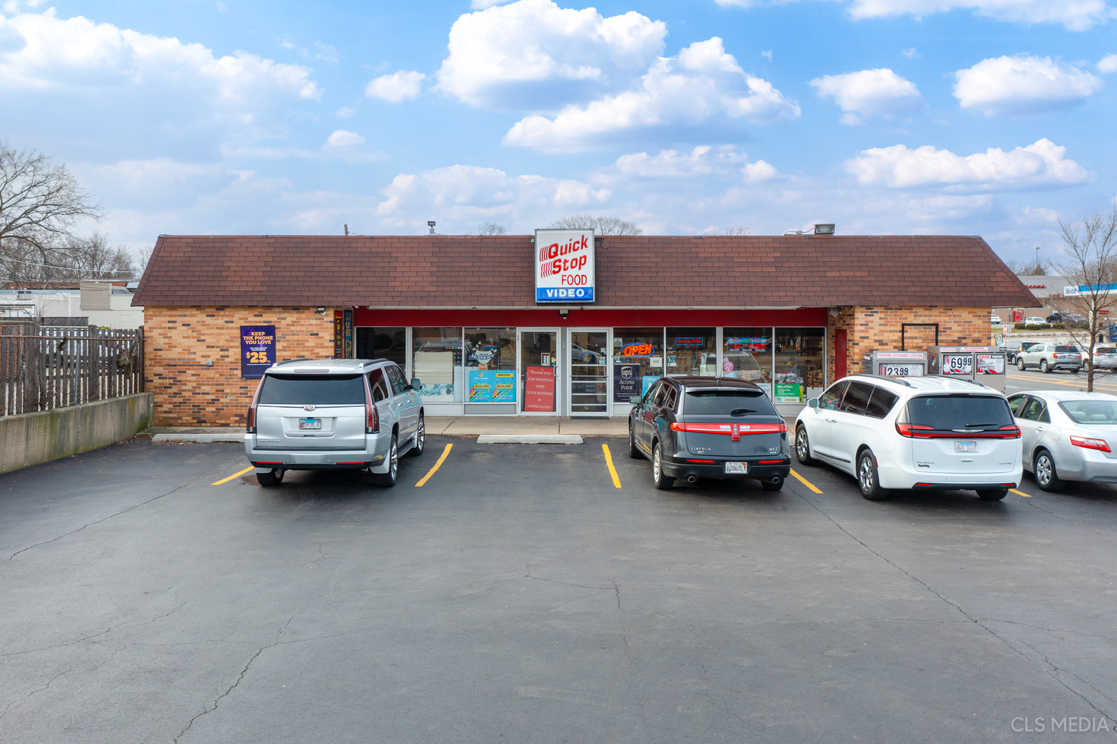 427 E Palatine Road, Palatine, IL 60074