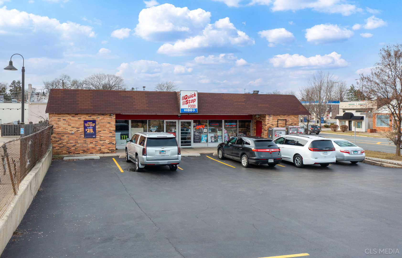 427 E Palatine Road, Palatine, IL 60074