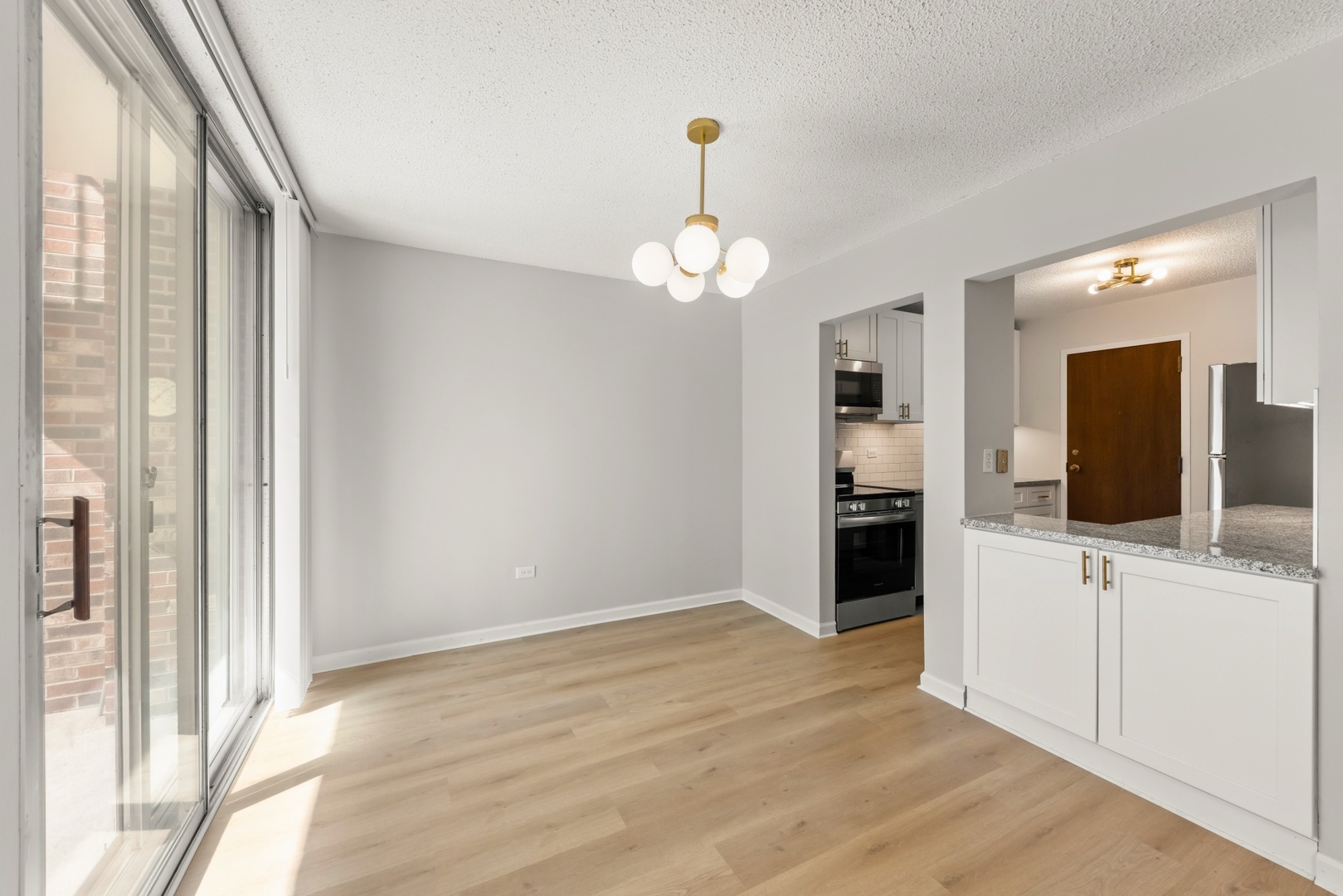 1150 E Jackson Street #1A, Lombard, IL 60148