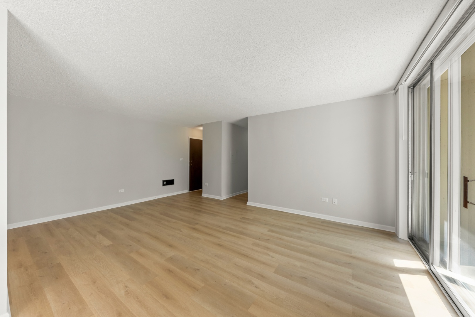 1150 E Jackson Street #1A, Lombard, IL 60148